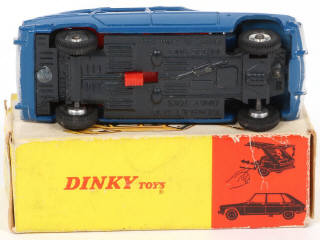 Lot 167 - DINKY TOYS (GB) (1)