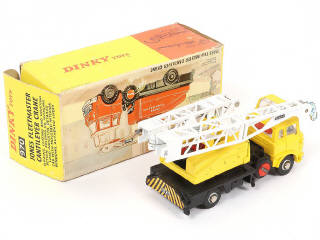 Lot 179 - DINKY TOYS (GB) (1)