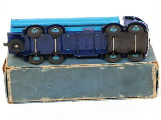 Lot 171 - DINKY TOYS (GB) (1)