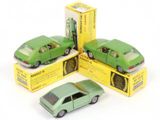 Lot 247 - DINKY TOYS (FRANCE) (3)