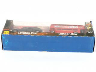 Lot 316 - DINKY TOYS (GB) (1)