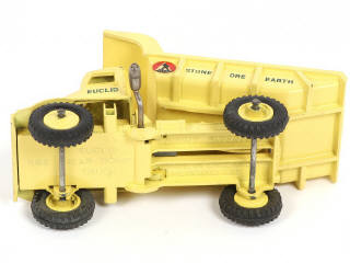 Lot 305 - DINKY TOYS (GB) (1)