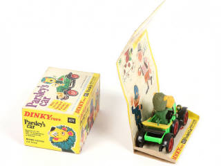 Lot 302 - DINKY TOYS (GB) (1)