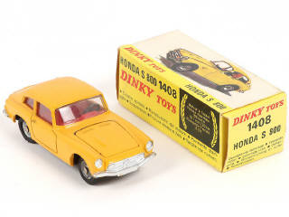 Lot 353 - DINKY TOYS (FRANCE) (1)