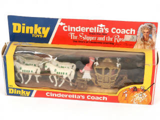 Lot 317 - DINKY TOYS (GB) (1)