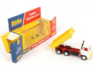 Lot 309 - DINKY TOYS (GB) (1)