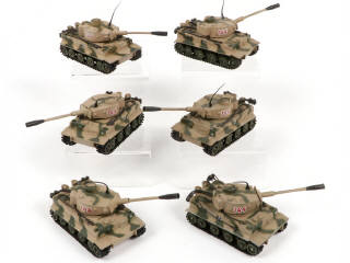 Lot 203 - CORGI TOYS (GB) (6)