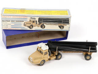 Lot 355 - DINKY TOYS (FRANCE) (1)
