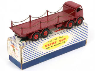 Lot 307 - DINKY TOYS (GB) (1)