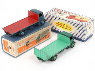 Lot 340 - DINKY TOYS (GB) (4)