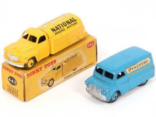 Lot 324 - DINKY TOYS (GB) (2)