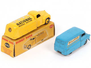 Lot 324 - DINKY TOYS (GB) (2)