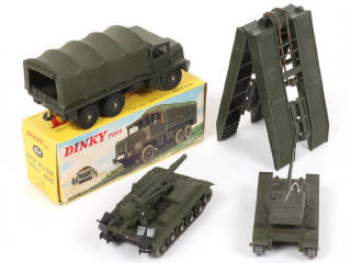 Lot 364 - DINKY TOYS (FRANCE) (4)