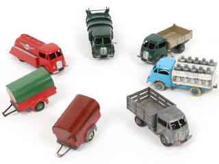 Lot 365 - DINKY TOYS (FRANCE) (7)