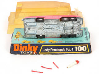 Lot 300 - DINKY TOYS (GB) (1)