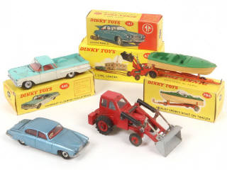 Lot 337 - DINKY TOYS (GB) (4)