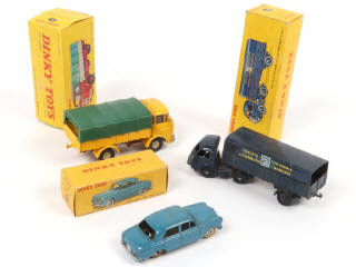 Lot 361 - DINKY TOYS (FRANCE) (3)