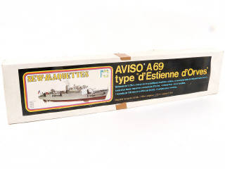 Lot 47 - NEW MAQUETTES (1)