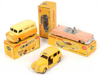 Lot 334 - DINKY TOYS (GB) (3)