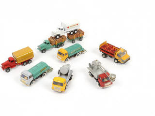 Lot 228 - FRANCE JOUETS (FRANCE) (9)