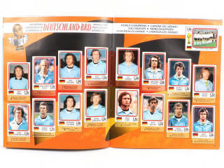 Lot 162 - PANINI (ITALIE) (2)