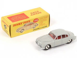 Lot 196 - DINKY TOYS (GB) (1)