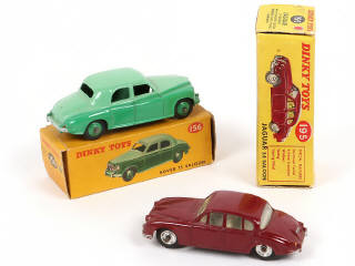 Lot 226 - DINKY TOYS (GB) (2)