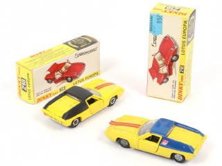 Lot 232 - DINKY TOYS (GB) (2)