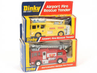 Lot 234 - DINKY TOYS (GB) (2)