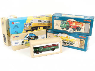Lot 365 - CORGI TOYS (GB) (5)