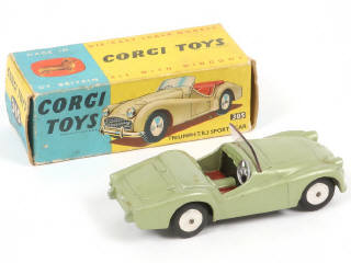 Lot 262 - CORGI TOYS (GB) (1)