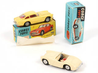Lot 269 - CORGI TOYS (GB) (2)
