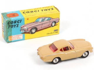 Lot 260 - CORGI TOYS (GB) (1)