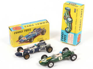 Lot 258 - CORGI TOYS (GB) (2)