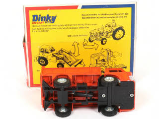 Lot 81 - DINKY TOYS (GB) (1)