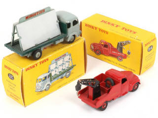 Lot 312 - DINKY TOYS (FRANCE) (2)