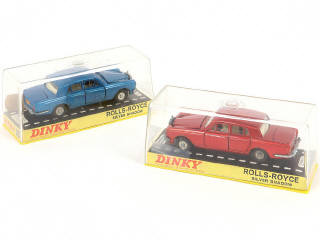 Lot 225 - DINKY TOYS (GB) (2)