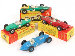 Lot 236 - DINKY TOYS (GB) (4)