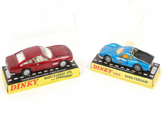Lot 228 - DINKY TOYS (GB) (2)