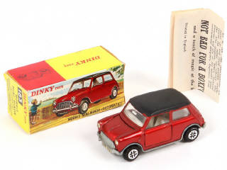 Lot 194 - DINKY TOYS (GB) (1)