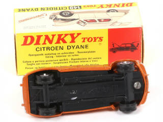 Lot 181 - DINKY TOYS (GB) (1)