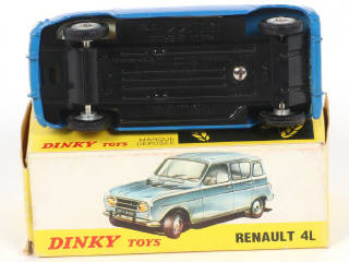 Lot 303 - DINKY TOYS (FRANCE) (1)