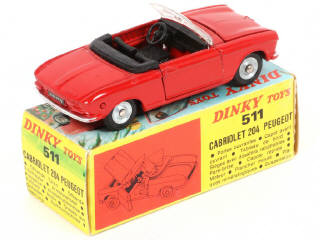 Lot 302 - DINKY TOYS (FRANCE) (1)