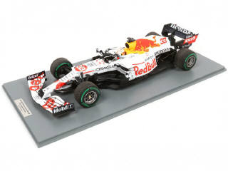 Lot 2 - SPARK (MACAU) (1)