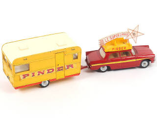 Lot 192 - DINKY TOYS (FRANCE) (2)