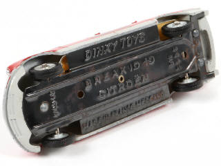 Lot 157 - DINKY TOYS (FRANCE) (1)