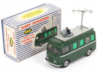 Lot 73 - DINKY TOYS (GB) (1)