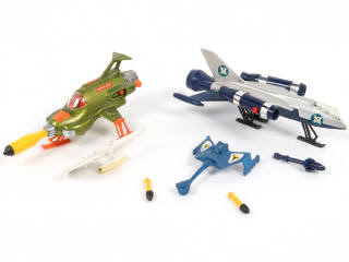 Lot 127 - DINKY TOYS (GB) (4)