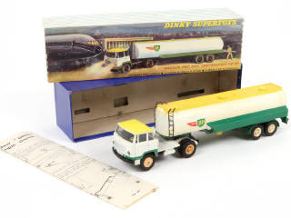 Lot 74 - DINKY TOYS (FRANCE) (1)