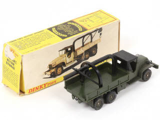 Lot 239 - DINKY TOYS (FRANCE) (1)